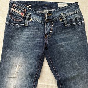 diesel dark wash straight leg jeans